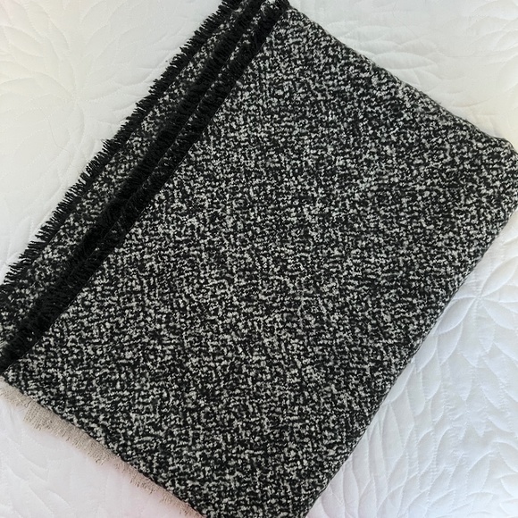 Cozy Knit Scarf - Picture 1 of 5